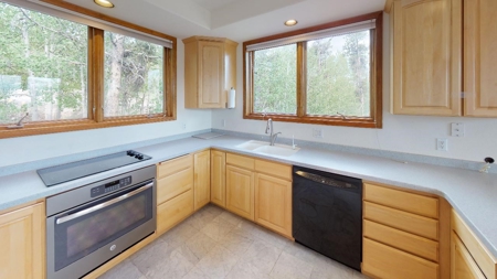 Mountain home w/huge views 30 min to Breckenridge, CO 80440 - image 12