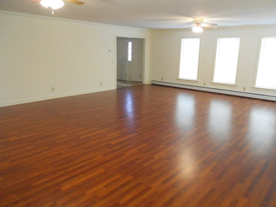 Large Family Home or B&B for Sale in Floyd VA - image 15