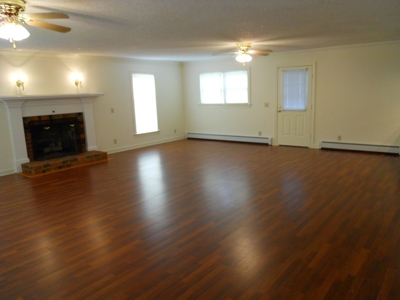 Large Family Home or B&B for Sale in Floyd VA - image 16