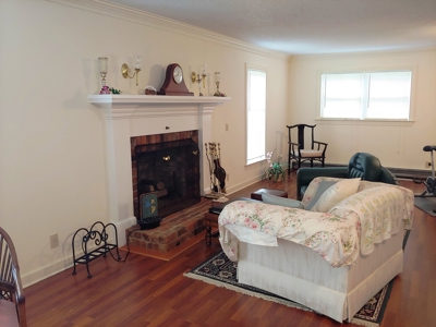 Large Family Home or B&B for Sale in Floyd VA - image 8