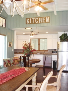 Country Lakefront Home Property For Sale Clarksville Texas - image 9