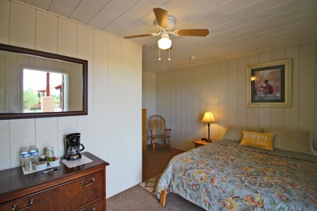 Bed and Breakfast or retreat for sale in SW Colorado - image 5