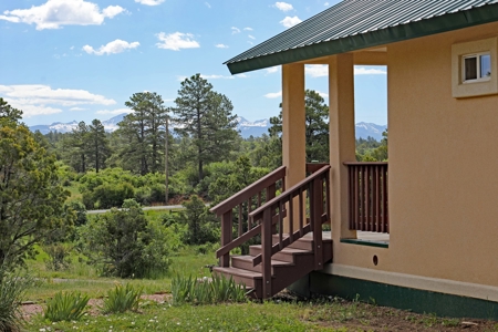 Bed and Breakfast or retreat for sale in SW Colorado - image 3