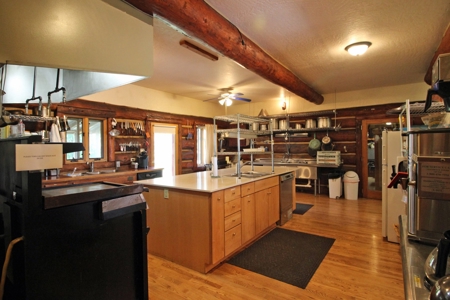 Bed and Breakfast or retreat for sale in SW Colorado - image 12