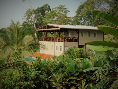 Tropical Lodge or B&B near Bluff Beach Bocas Del Toro Panama - image 32