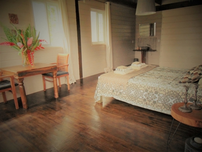 Tropical Lodge or B&B near Bluff Beach Bocas Del Toro Panama - image 5