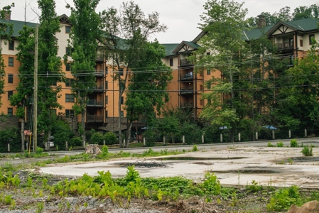 Commercial And Business Lots For Auction In Gatlinburg TN - image 15
