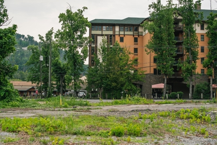 Commercial And Business Lots For Auction In Gatlinburg TN - image 16