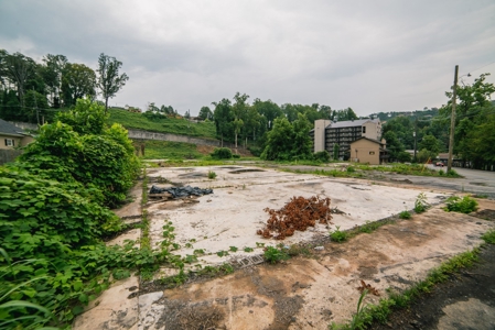Commercial And Business Lots For Auction In Gatlinburg TN - image 2