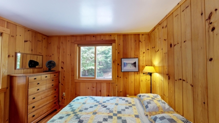 Lakefront Home Encompassed By Conservation Lands - image 13