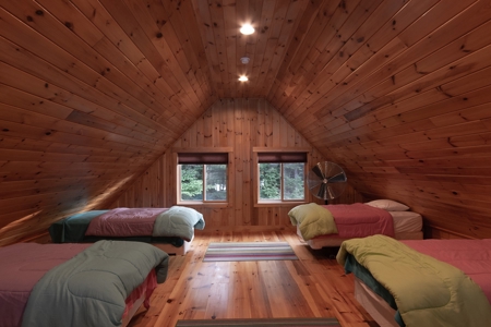 Lakefront Home Encompassed By Conservation Lands - image 11