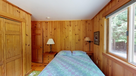 Lakefront Home Encompassed By Conservation Lands - image 14