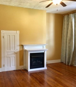 Beautiful Victorian Home In Southern VA - image 11