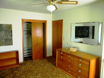 8766 - image 1