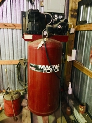 alt=
