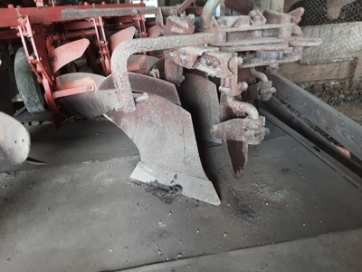 253853 - image 33