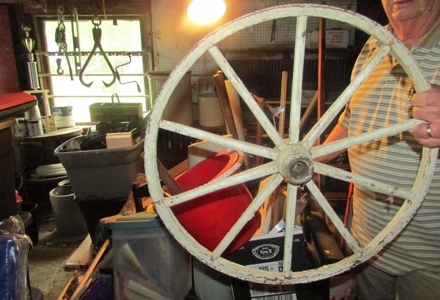 254589 - image 32