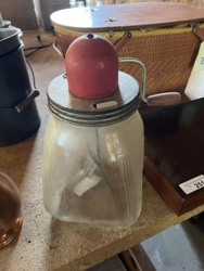 alt=