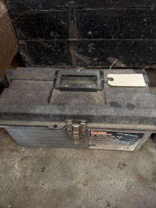 261911 - image 1