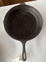 alt=