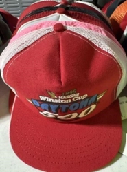 alt=