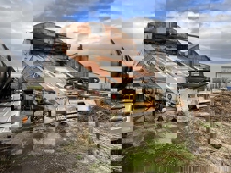 alt=
