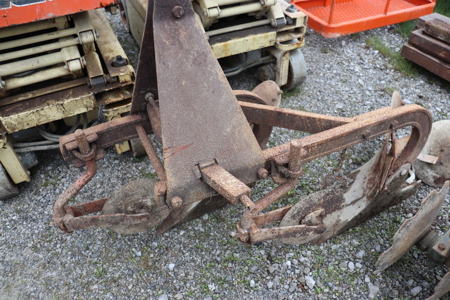 266646 - image 37